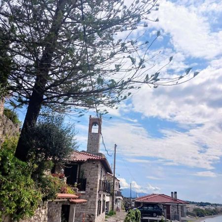 Ferienwohnung Stone Clock'S House Nafpaktos Exterior foto