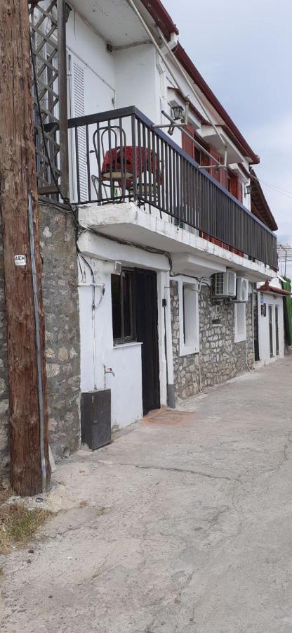 Ferienwohnung Stone Clock'S House Nafpaktos Exterior foto